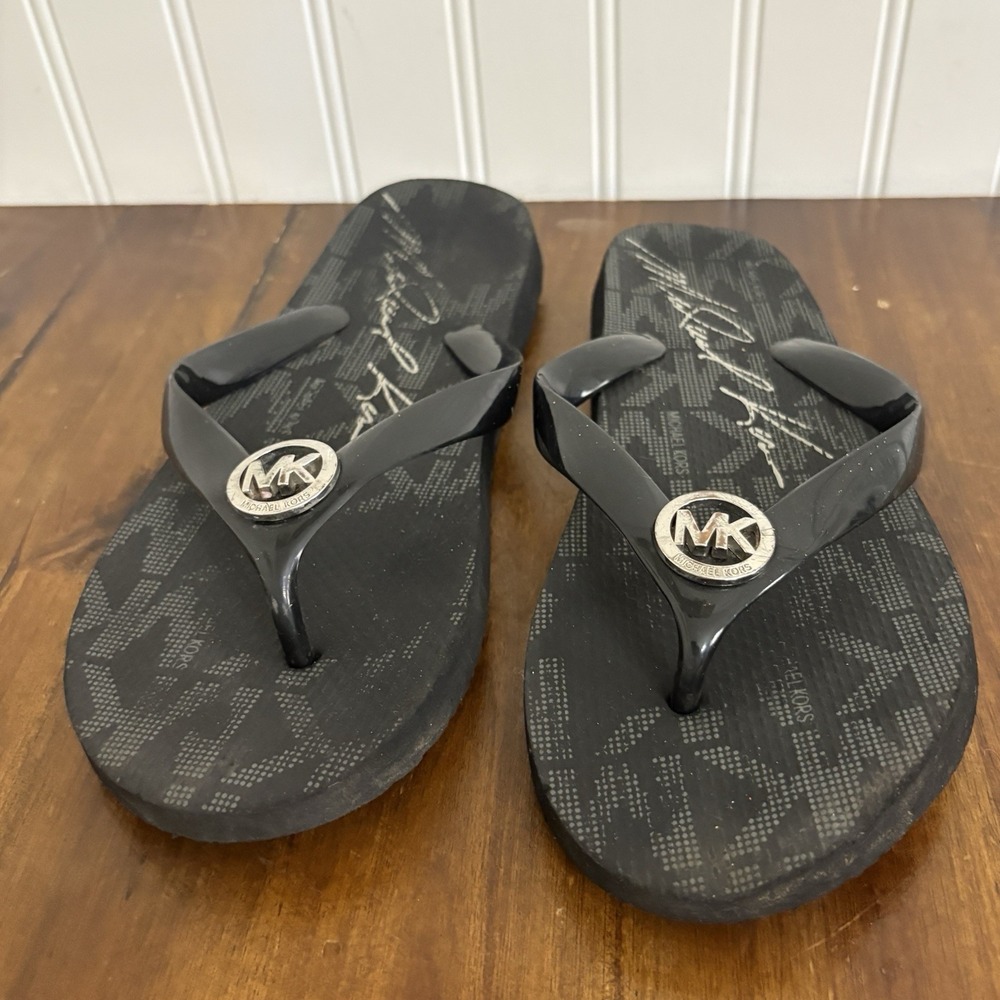 Michael Kors Women's Jet Set Signature Logo Thong Flip Flop Size 8 Black